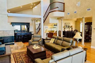 202 Sand Key Estates Dr, Clearwater Beach, FL 33767 - Photo 8