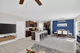 11944 MIracle Mile Dr, Riverview, FL 33578 - Photo 10