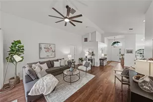 31137 Whinsenton Dr, Wesley Chapel, FL 33543 - Photo 8