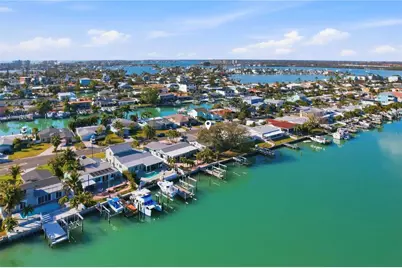 541 Lillian Drive, Madeira Beach, FL 33708 - Photo 38