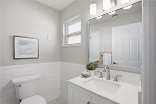 541 Lillian Dr, Madeira Beach, FL 33708 - Photo 22