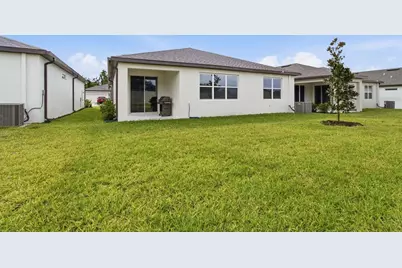 9738 Redwood Heights Loop, Thonotosassa, FL 33592 - Photo 2