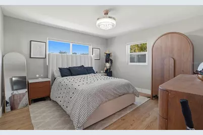 411 42nd Avenue NE, Saint Petersburg, FL 33703 - Photo 18