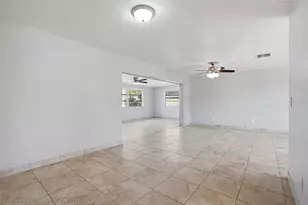6338 21st St N, Saint Petersburg, FL 33702 - Photo 10
