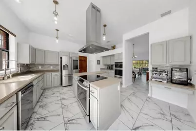 13607 2nd Avenue E, Bradenton, FL 34212 - Photo 16