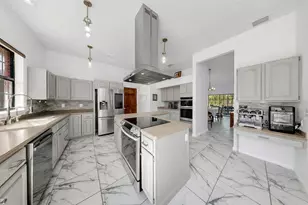 13607 2nd Ave E, Bradenton, FL 34212 - Photo 16