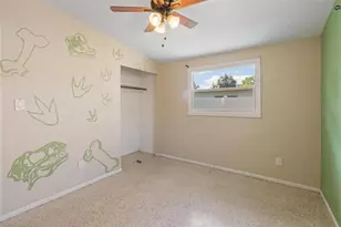 138 Davison Ave NE, Saint Petersburg, FL 33703 - Photo 18