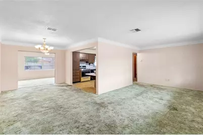 6041 15th Street N, Saint Petersburg, FL 33703 - Photo 4