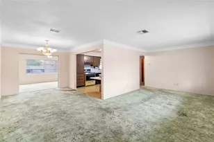 6041 15th St N, Saint Petersburg, FL 33703 - Photo 4