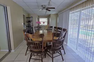 1595 Oak Ln, Clearwater, FL 33764 - Photo 20