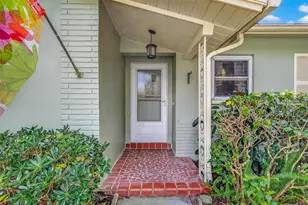 144 Talley Dr, Palm Harbor, FL 34684 - Photo 2