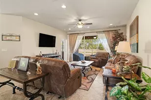 15640 Aurora Lake Cir, Wimauma, FL 33598 - Photo 8