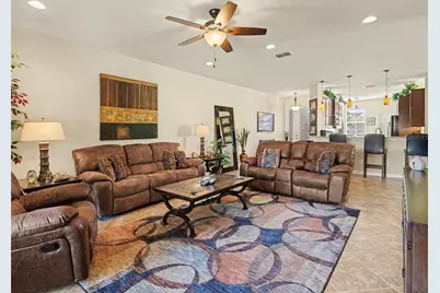 15640 Aurora Lake Circle, Wimauma, FL 33598 - Photo 4