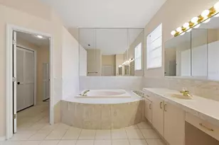 3196 Crescent Oaks Blvd, Tarpon Springs, FL 34688 - Photo 32