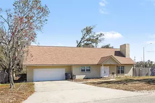 5223 17th St Ct E, Bradenton, FL 34203 - Photo 2