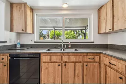 6107 Oak Fern Court, Temple Terrace, FL 33617 - Photo 14