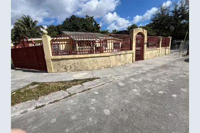 995 NW 114th Street, Miami, FL 33168 - Photo 6