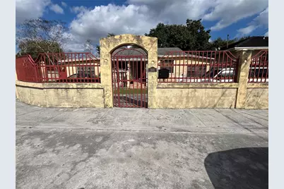 995 NW 114th Street, Miami, FL 33168 - Photo 2