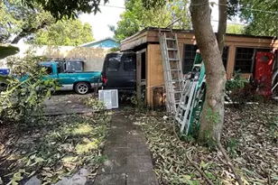 995 NW 114th St, Miami, FL 33168 - Photo 52