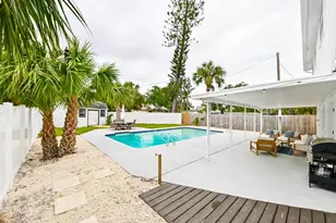 5816 Woodrow Wilson Blvd NE, Saint Petersburg, FL 33703 - Photo 2