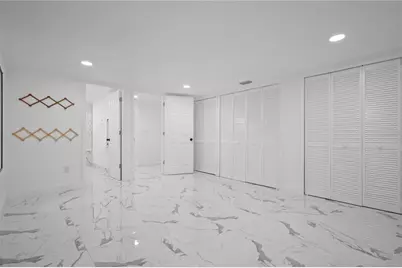 5115 16th Street N, Saint Petersburg, FL 33703 - Photo 10