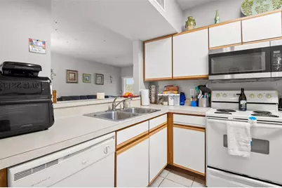 9536 Newdale Way #101, Riverview, FL 33578 - Photo 10