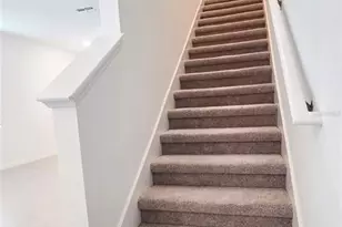 36110 Risa Michele St, Zephyrhills, FL 33541 - Photo 10