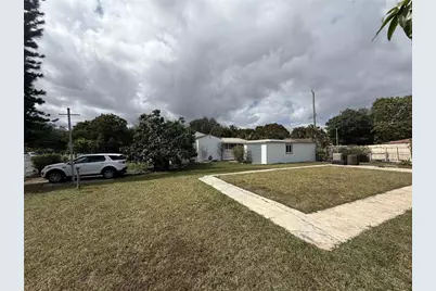 1011 NW 44th Street, Miami, FL 33127 - Photo 34