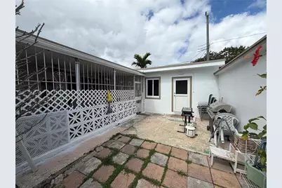 1011 NW 44th Street, Miami, FL 33127 - Photo 28