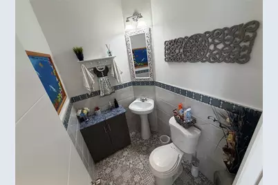 1011 NW 44th Street, Miami, FL 33127 - Photo 22