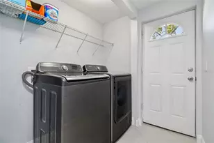 407 Pevetty Dr, Plant City, FL 33563 - Photo 28