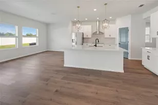 15235 Eastlyn Dr, Bradenton, FL 34212 - Photo 4