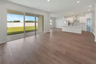 15235 Eastlyn Dr, Bradenton, FL 34212 - Photo 10