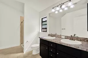 4733 Royal Birkdale Way, Wesley Chapel, FL 33543 - Photo 16