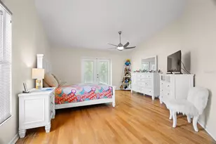 1727 Bayhill Dr, Oldsmar, FL 34677 - Photo 20