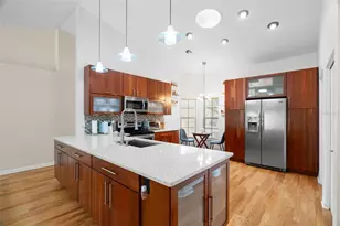 1727 Bayhill Dr, Oldsmar, FL 34677 - Photo 14