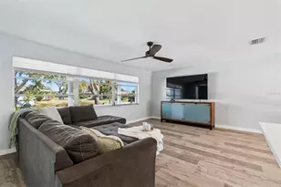 6695 Canton St S, Saint Petersburg, FL 33712 - Photo 8