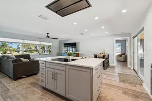 6695 Canton St S, Saint Petersburg, FL 33712 - Photo 14