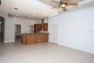 15106 Kestrelrise Dr, Lithia, FL 33547 - Photo 32