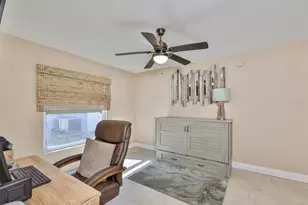 9275 133rd St, Seminole, FL 33776 - Photo 32