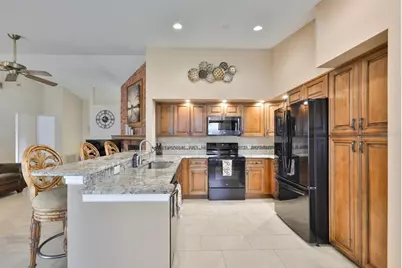 9275 133rd Street, Seminole, FL 33776 - Photo 16