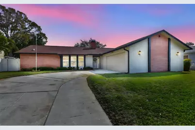 9275 133rd Street, Seminole, FL 33776 - Photo 1