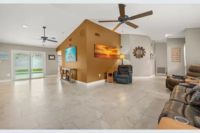 9275 133rd Street, Seminole, FL 33776 - Photo 6