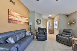 9275 133rd St, Seminole, FL 33776 - Photo 10