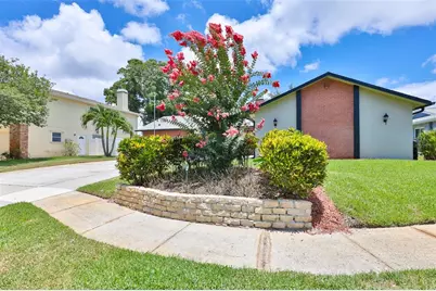9275 133rd Street, Seminole, FL 33776 - Photo 8