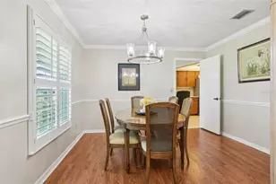 407 Stoneham Dr, Sun City Center, FL 33573 - Photo 8