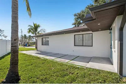 1739 Bayou Grande Boulevard NE, Saint Petersburg, FL 33703 - Photo 32