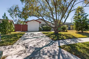 215 Lake Charles Ct, Oldsmar, FL 34677 - Photo 48