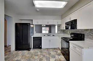 [Address not provided], Plant City, FL 33563 - Photo 6