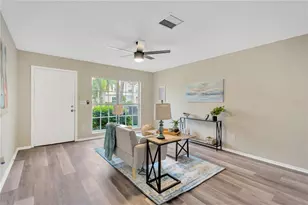 327 Kensington Lake Cir, Brandon, FL 33511 - Photo 6